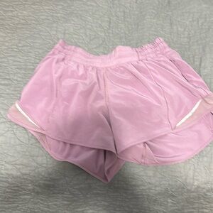 Lululemon hottie hot size 6 4” tall lw7arlt